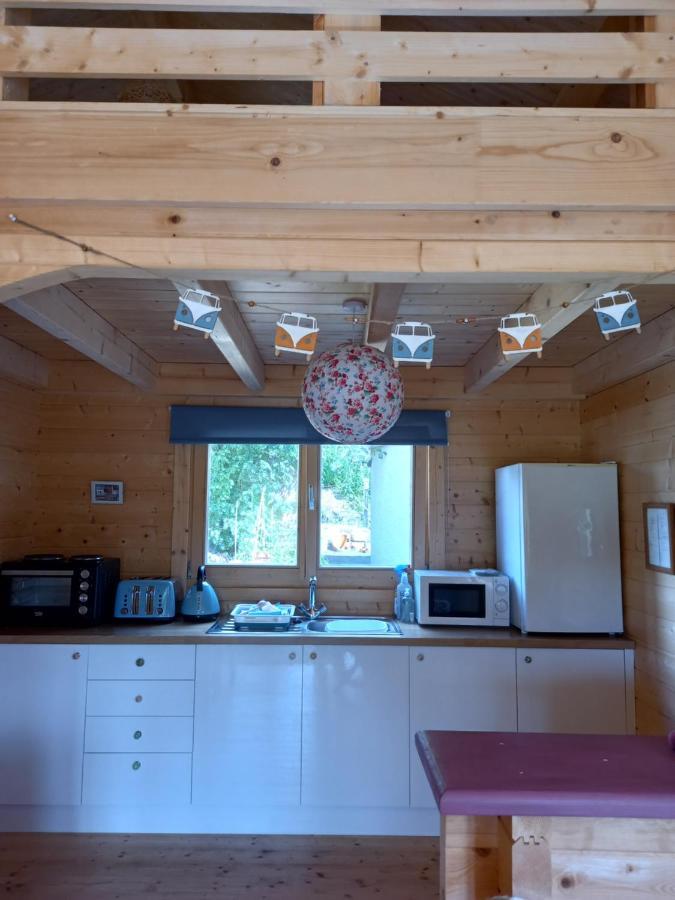 Springbank Cabin Insch Екстериор снимка