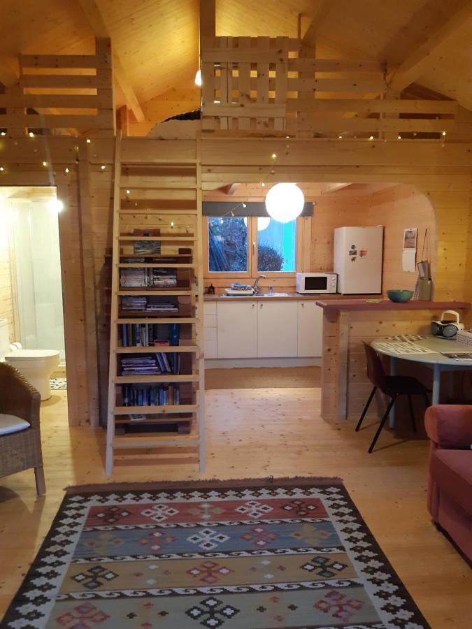 Springbank Cabin Insch Екстериор снимка