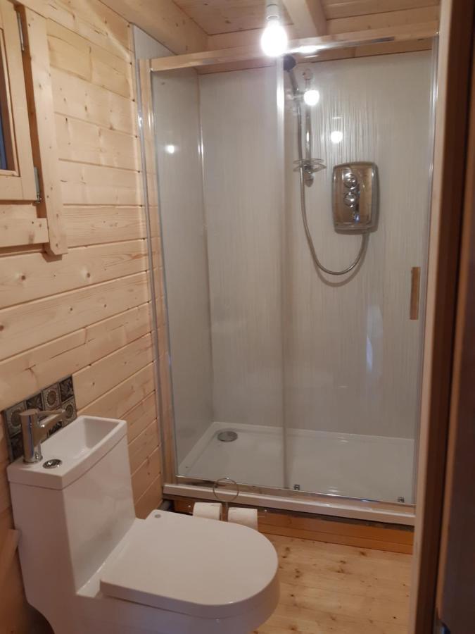 Springbank Cabin Insch Екстериор снимка